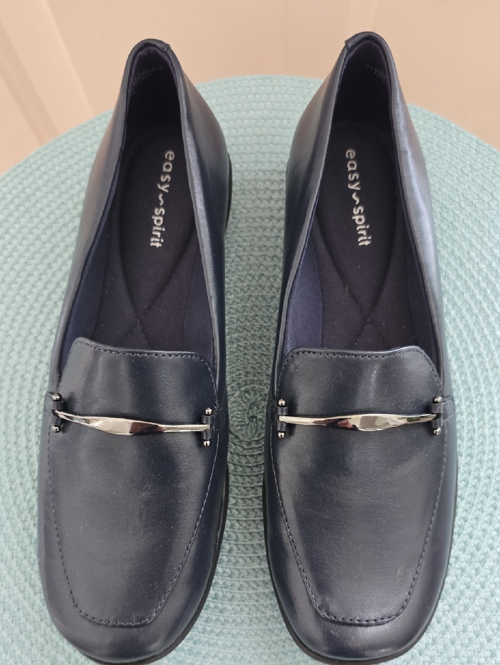 EASY SPIRIT BRAND WOMENS NAVY BLUE SLIP ON LEATHER SHOES SIZE 6